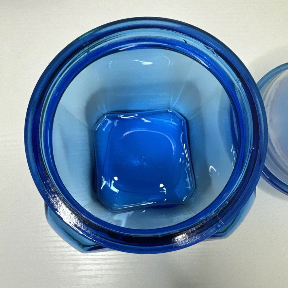 Vintage Collectible Anchor‎ Hocking Cobalt Blue Apothocary Glass Jar with Lid